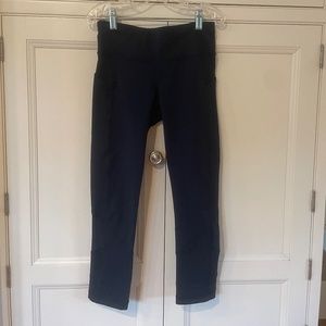 Lululemon Navy Blue cropped leggings